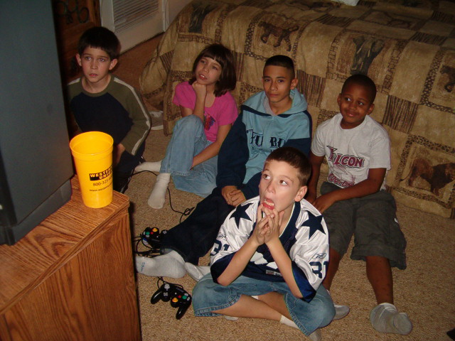 618x457 pixels (118K)