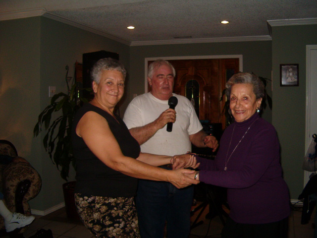 618x457 pixels (127K)