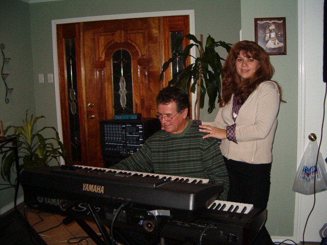 618x457 pixels (114K)