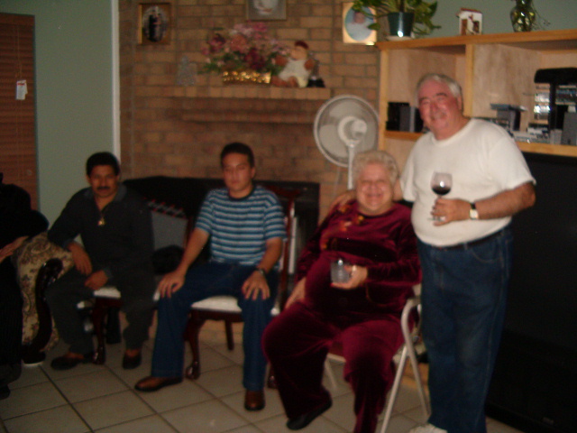 618x457 pixels (125K)