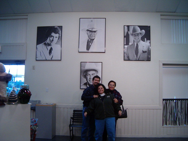 618x457 pixels (98K)