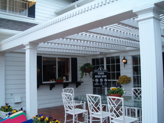 618x457 pixels (123K)