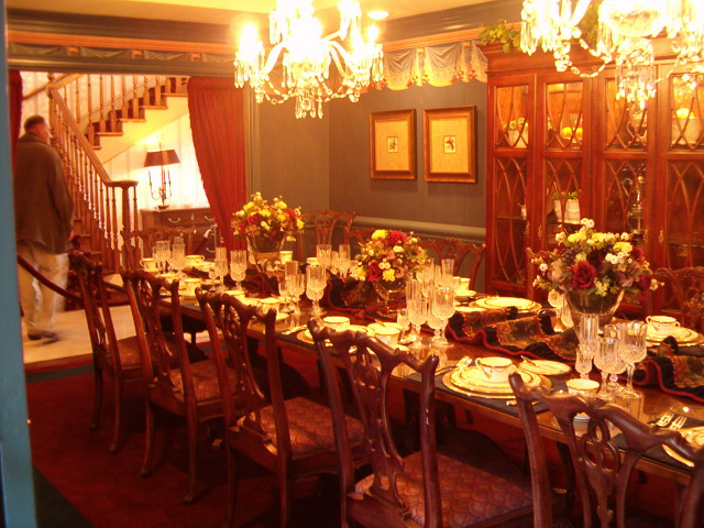 618x457 pixels (139K)