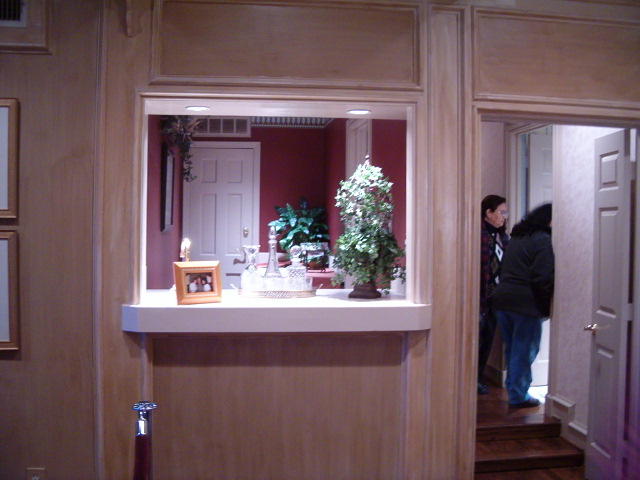 618x457 pixels (109K)