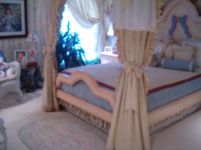 618x457 pixels (122K)