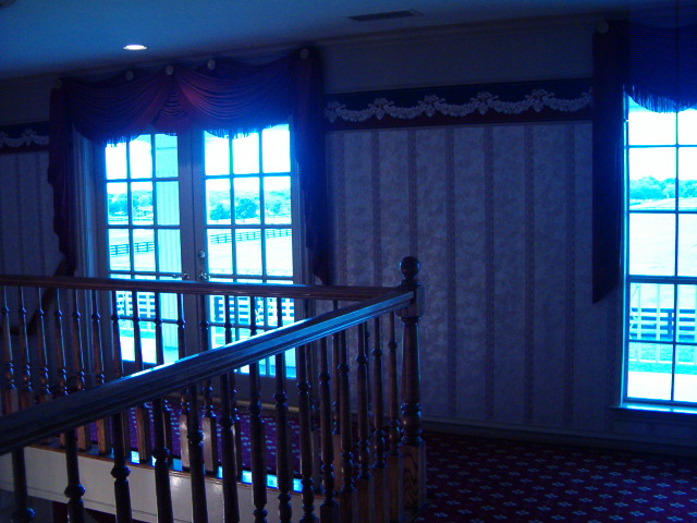 618x457 pixels (126K)