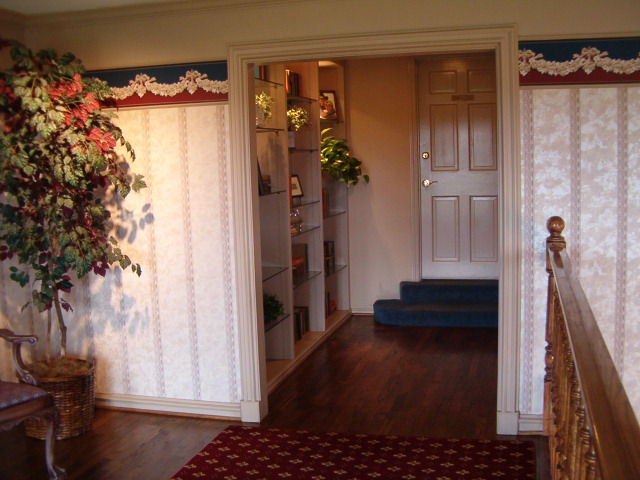 618x457 pixels (116K)