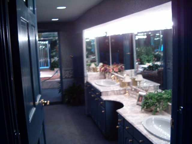 618x457 pixels (115K)