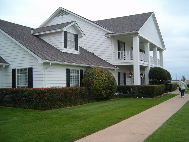 618x457 pixels (116K)