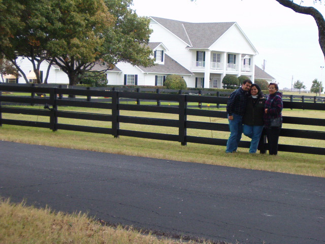 618x457 pixels (125K)