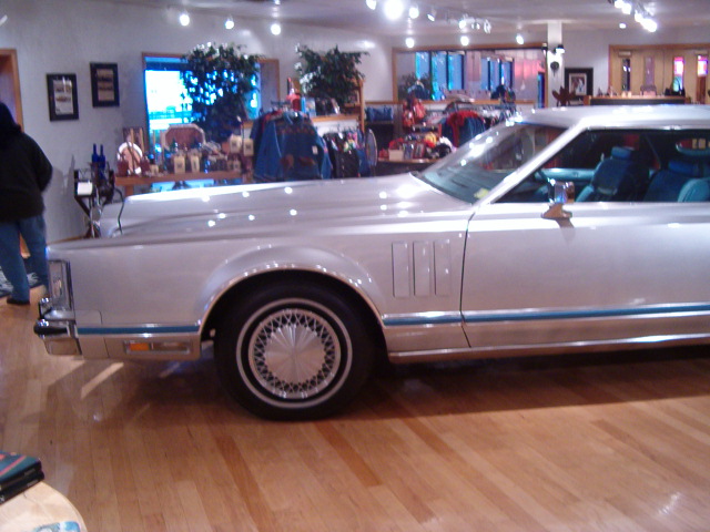 618x457 pixels (119K)