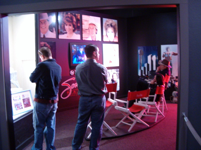 618x457 pixels (115K)