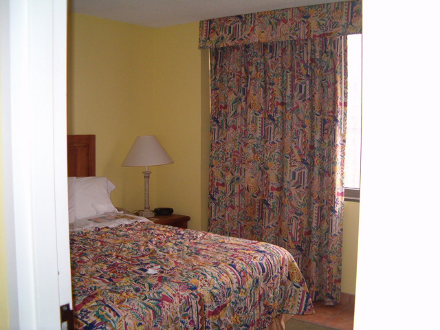 618x457 pixels (116K)