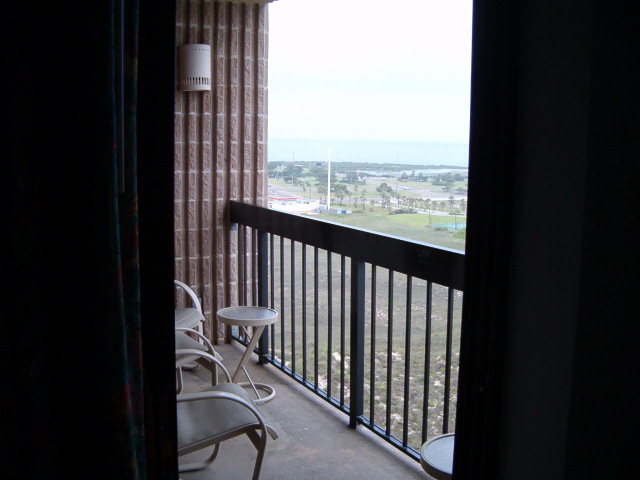 618x457 pixels (90K)