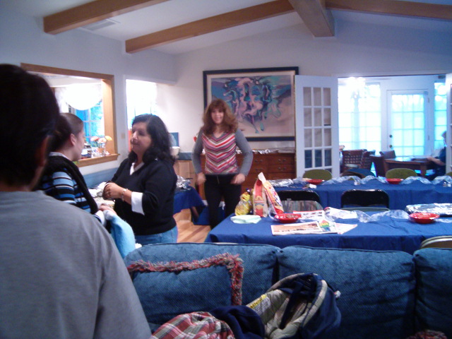 618x457 pixels (125K)