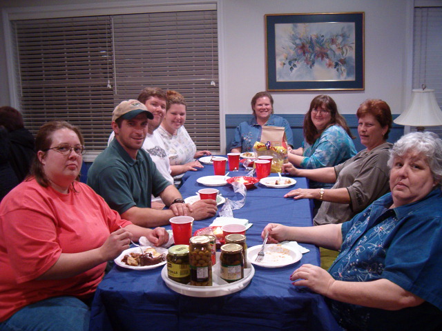 618x457 pixels (135K)