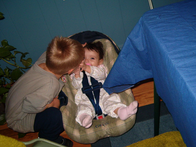 618x457 pixels (116K)