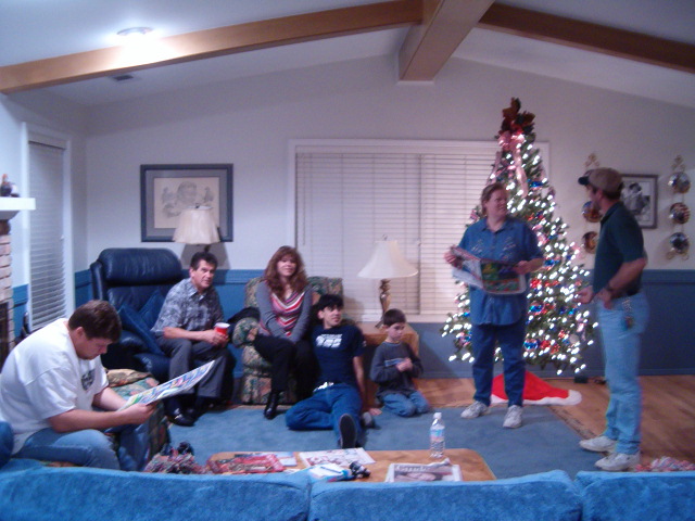 618x457 pixels (125K)