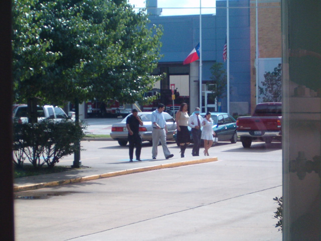 618x457 pixels (121K)