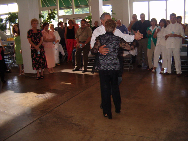 618x457 pixels (117K)