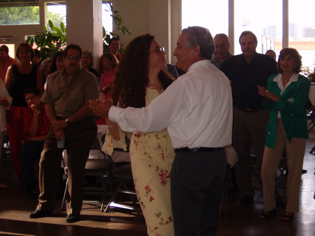 618x457 pixels (116K)