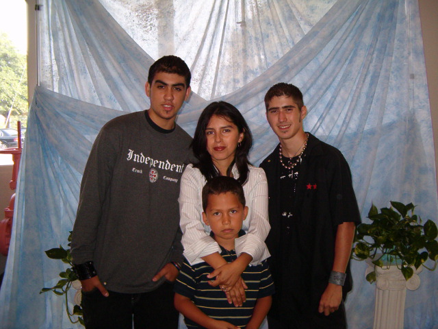 618x457 pixels (123K)