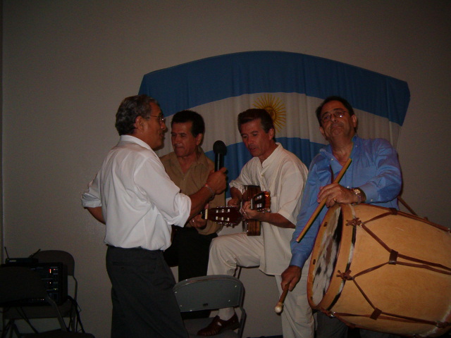 618x457 pixels (108K)