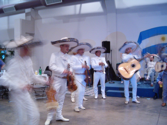 618x457 pixels (119K)