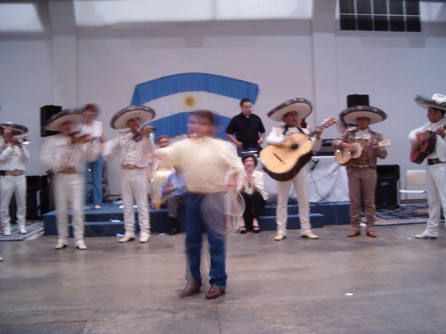 618x457 pixels (119K)