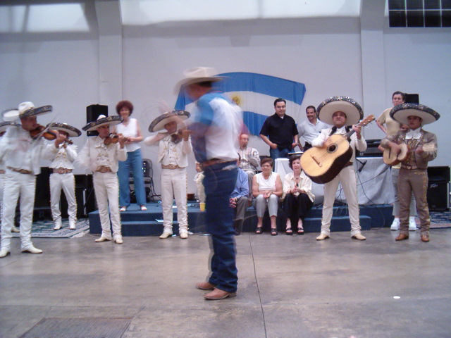 618x457 pixels (120K)