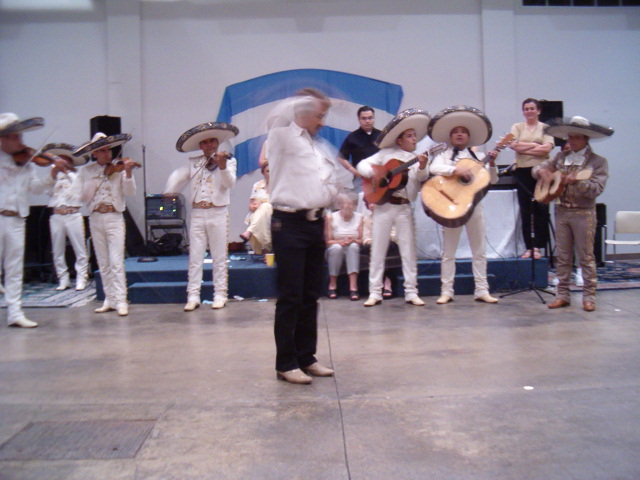 618x457 pixels (119K)