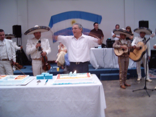 618x457 pixels (119K)