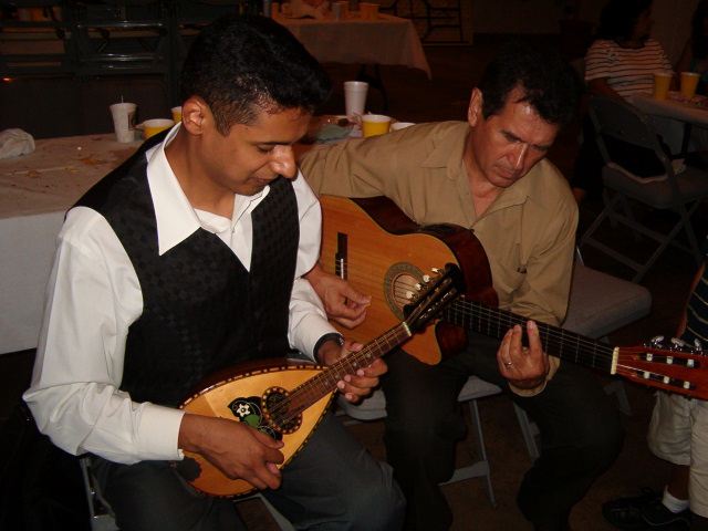 618x457 pixels (127K)