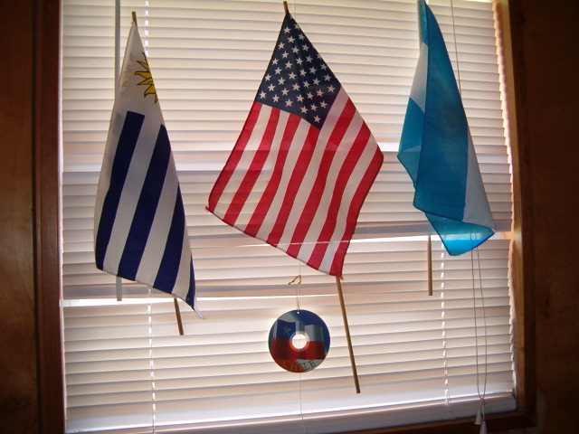 618x457 pixels (128K)