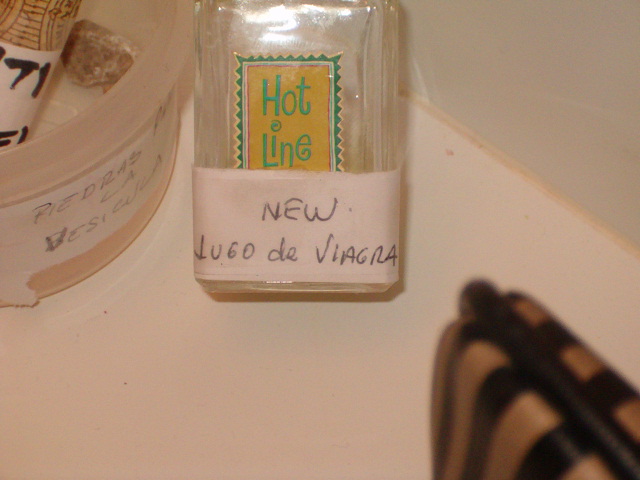 618x457 pixels (97K)