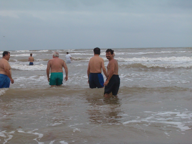 618x457 pixels (131K)