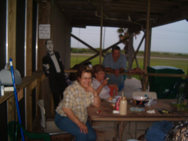 618x457 pixels (111K)