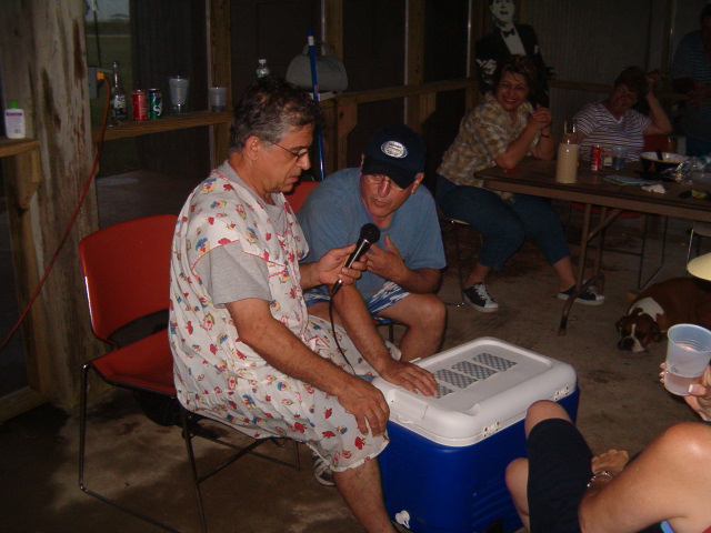 618x457 pixels (124K)