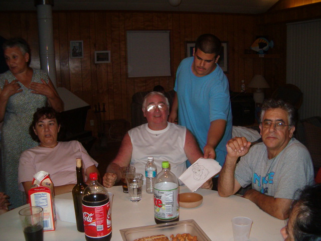 618x457 pixels (120K)