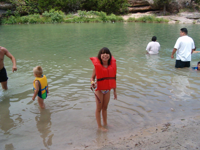 618x457 pixels (137K)