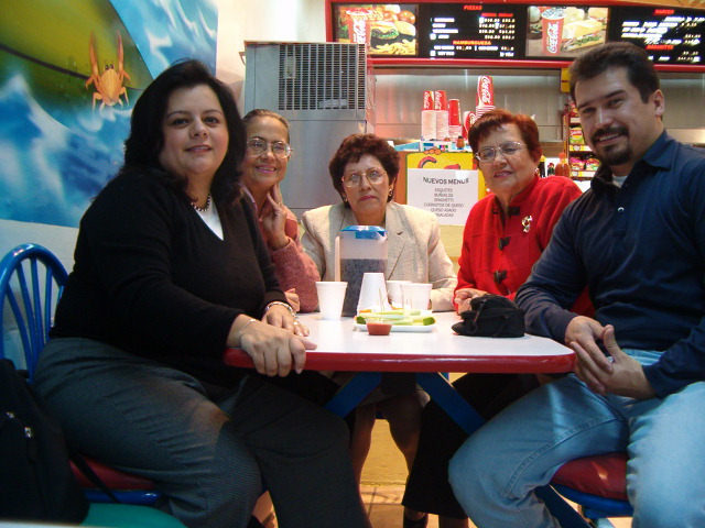 618x457 pixels (128K)