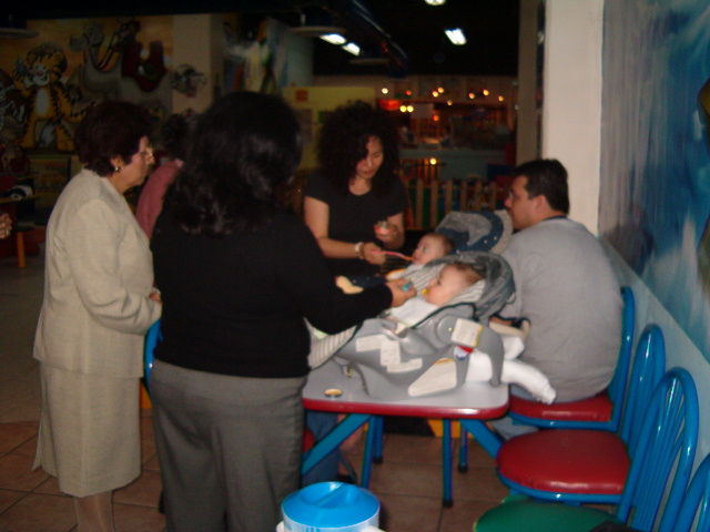 618x457 pixels (121K)