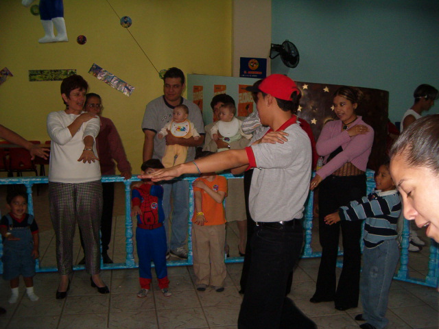 618x457 pixels (123K)