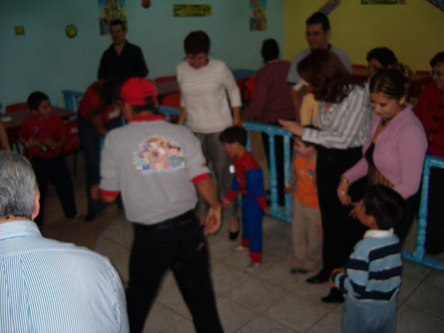 618x457 pixels (115K)