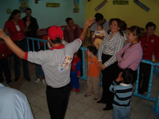 618x457 pixels (112K)