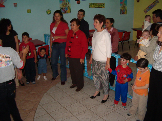 618x457 pixels (123K)