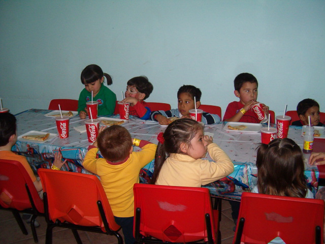 618x457 pixels (122K)