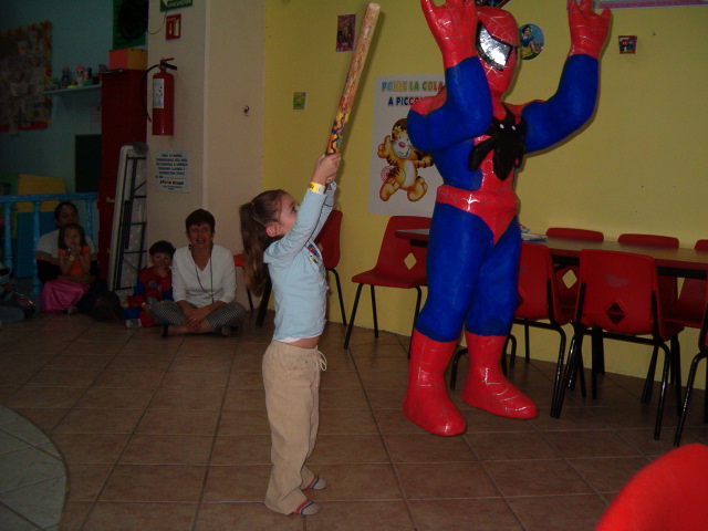 618x457 pixels (117K)