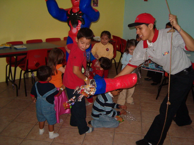 618x457 pixels (121K)