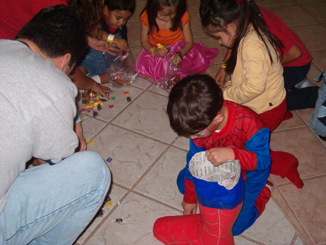 618x457 pixels (122K)